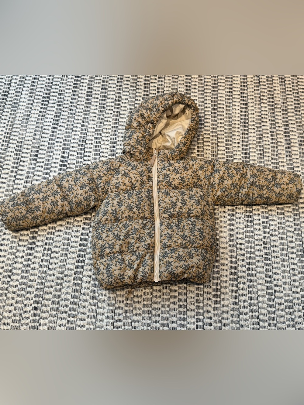 Konges Slojd Girls' Floral Print Hooded Puffer Jacket Sz 4